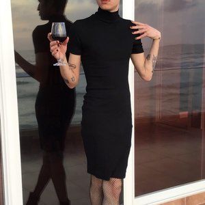 L'AGENCE Black Ribbed-Knit Mockneck Sheath Dress